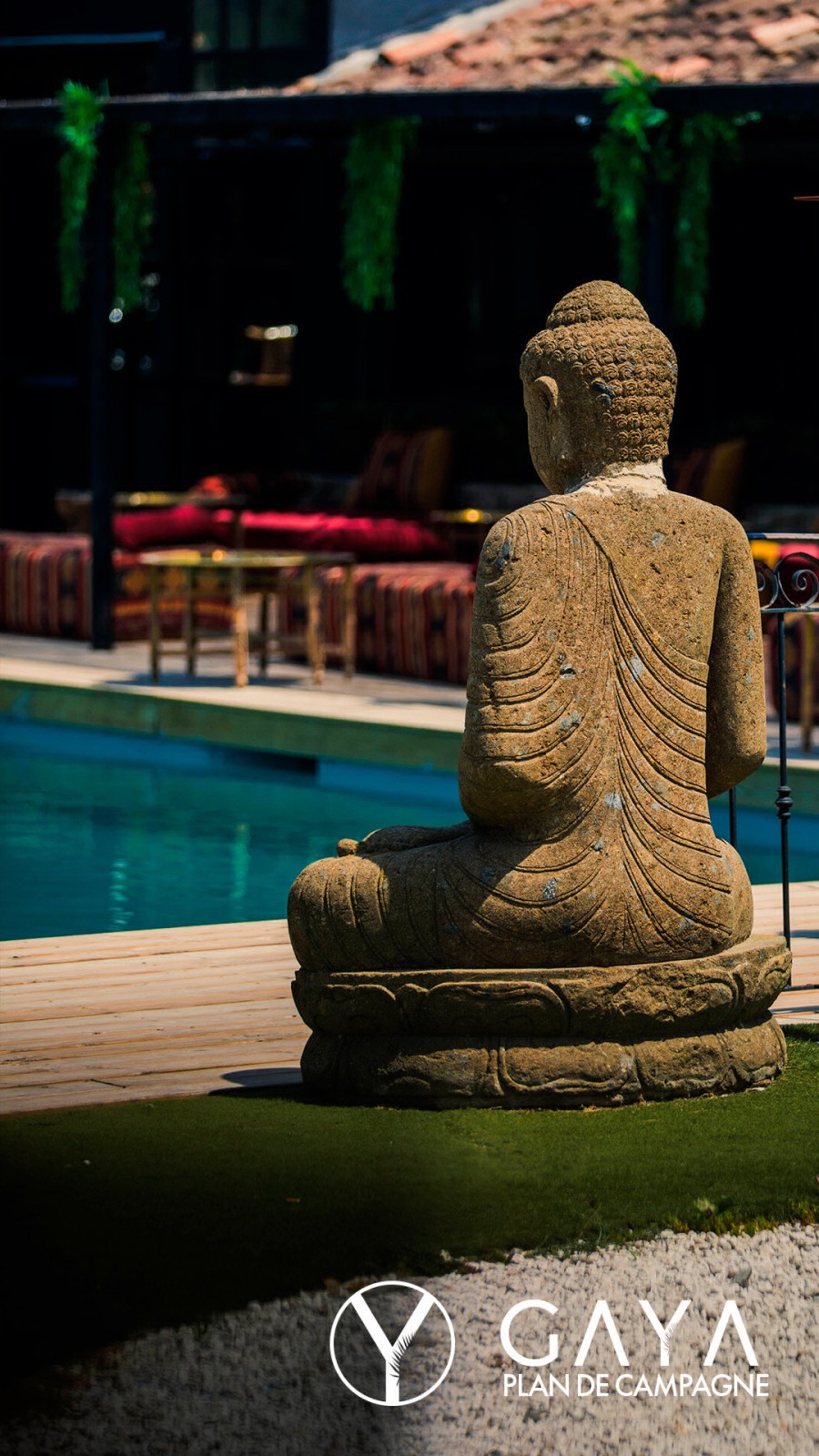 Célébration de fiançailles magique au restaurant Gaya à Plan de Campagne